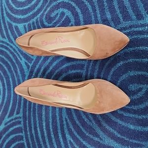 Emanuela Passeri Heels